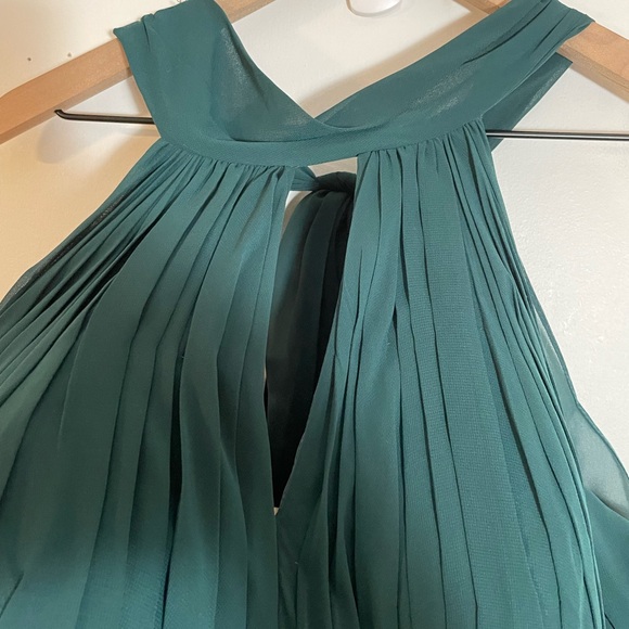 NWT Azazie Emerald Green Bridesmaids Maxi Dress Size A14 Halter Neckline Keyhole - Picture 5 of 15